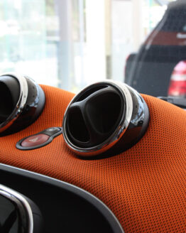 These are the Chrome Rings for the Vents of your Smart Fortwo 453.