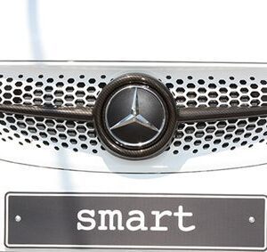A close look to the new Carbon Front Grille for the new Smart Fortwo 453.